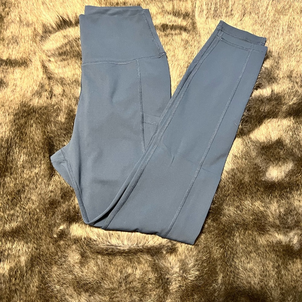 Zyia size 8-10 slate color leggings with pockets
